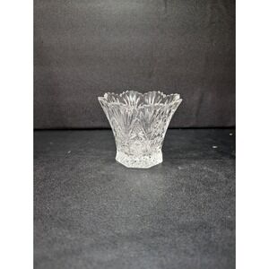 Cut Glass Crystal Rose Vase,‎ Multi-use Vase, Floral Display, 3.25" Vase, Accent